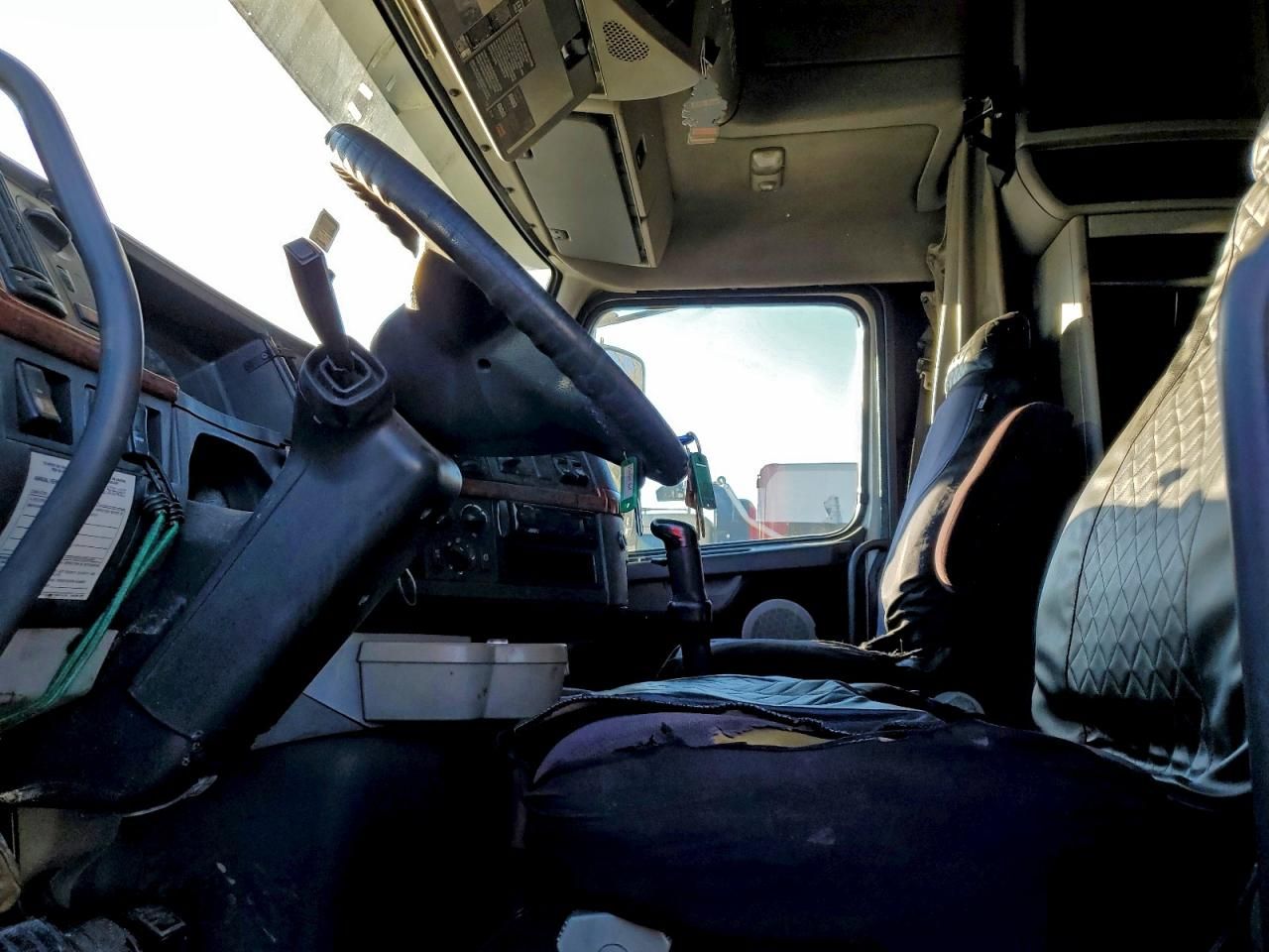 2006 Volvo Vnl Semi Truck