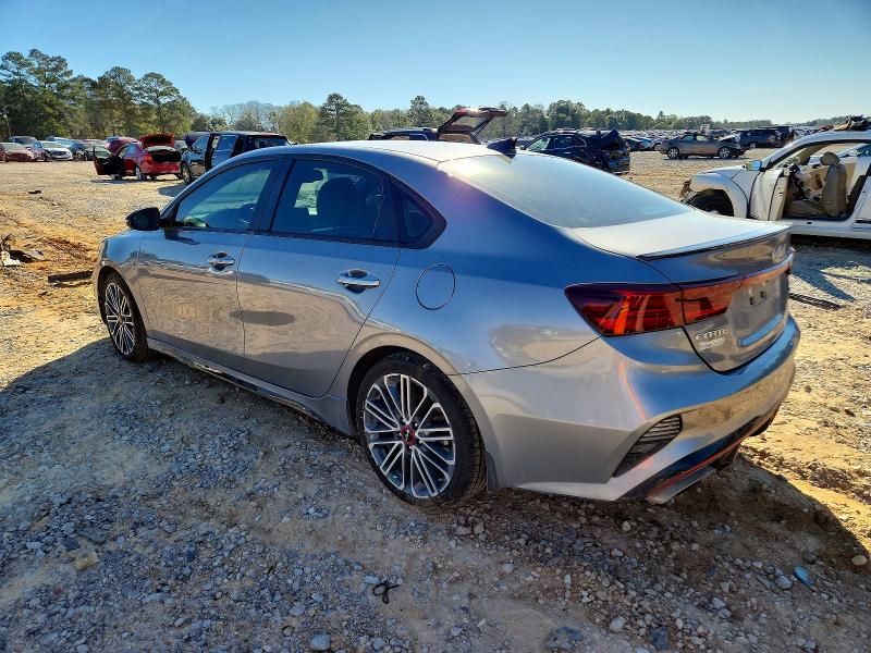 2023 KIA Forte gt