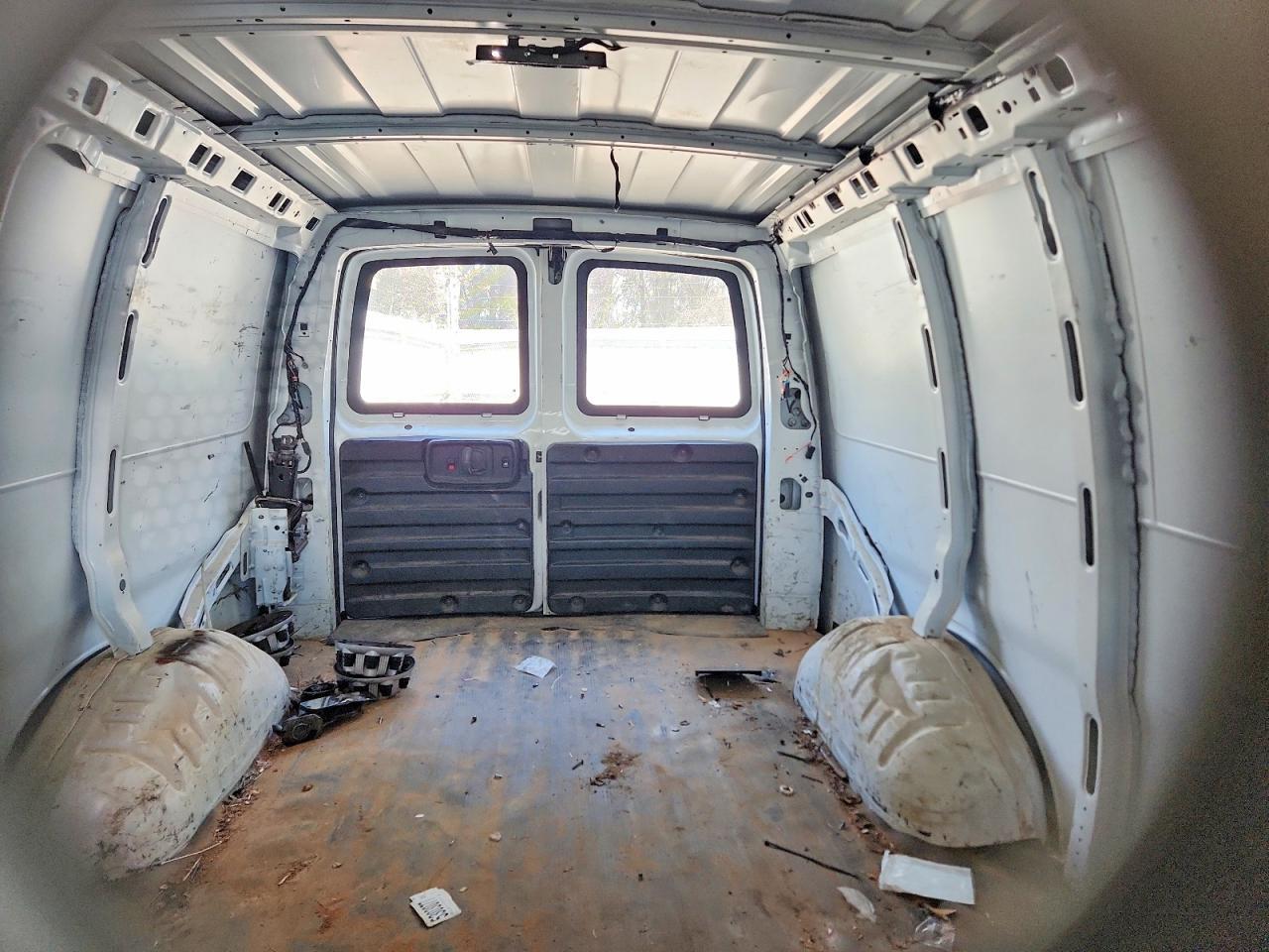 2018 Chevrolet Express G2500