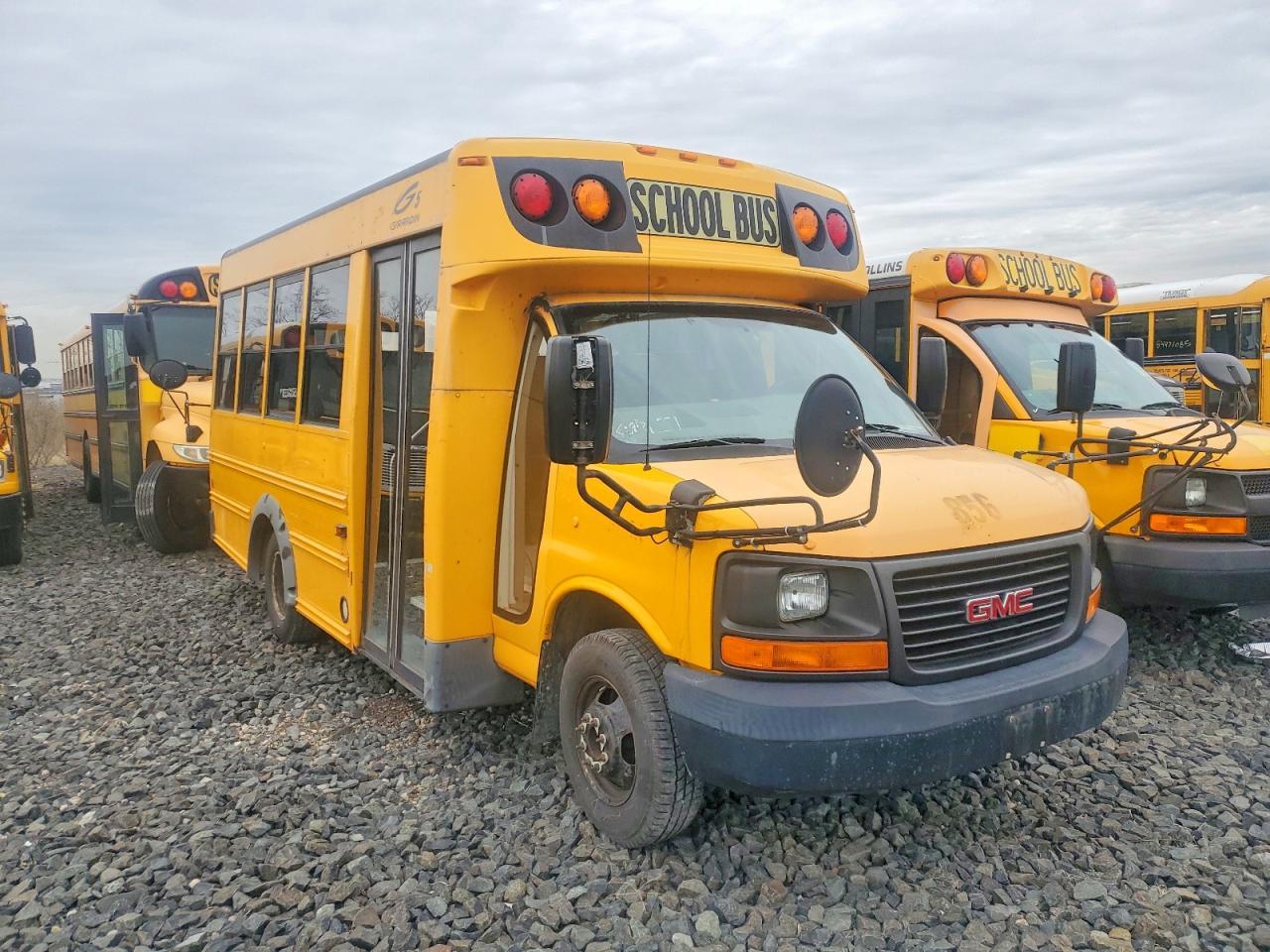 2009 GMC Savana School Bus