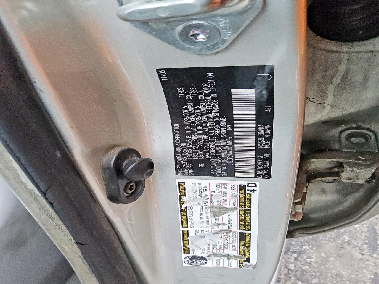 2004 Toyota Highlander Base