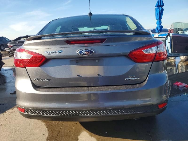 2014 Ford Focus se