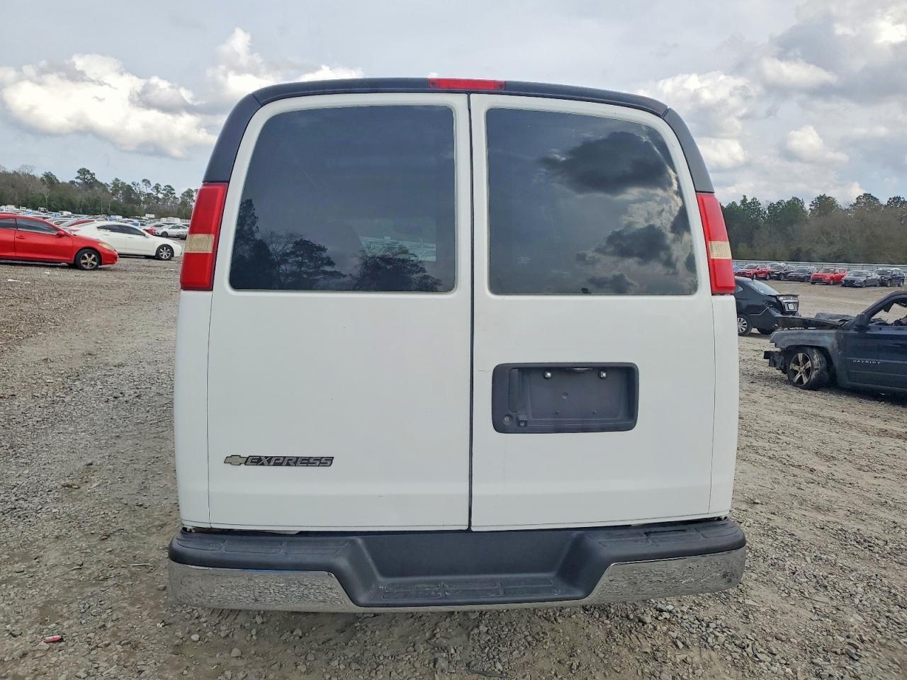 2013 Chevrolet Express G1500