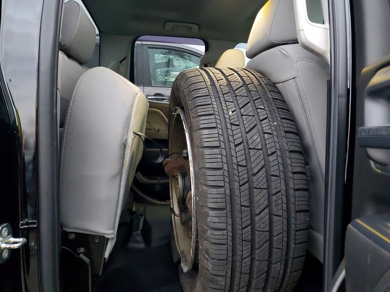 2018 Chevrolet Silverado K1500 Custom