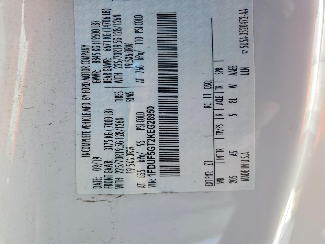 2019 Ford F550 Super Duty BOX Truck