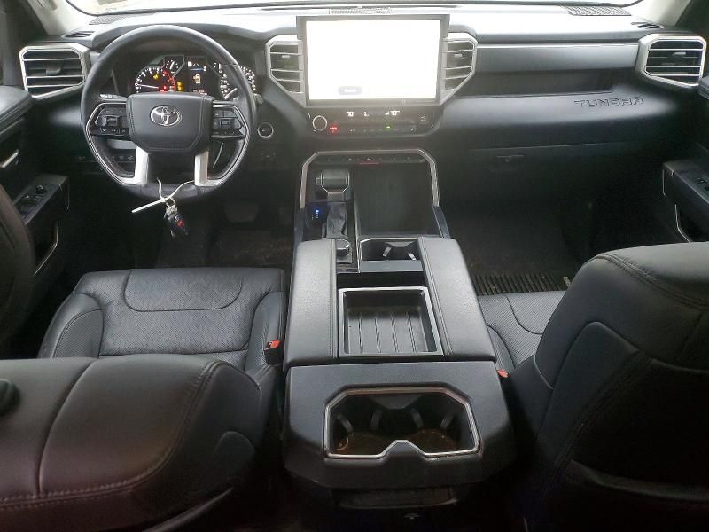 2022 Toyota Tundra Double cab sr