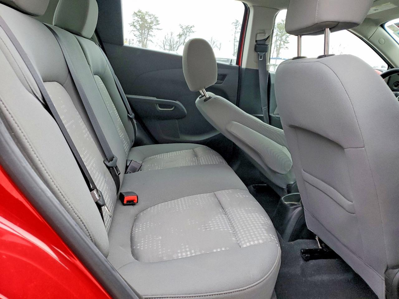 2015 Chevrolet Sonic ls
