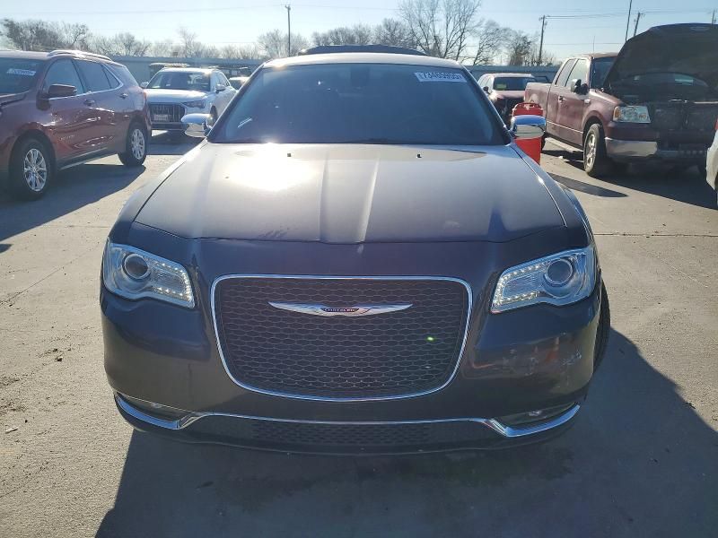 2019 Chrysler 300 Limited