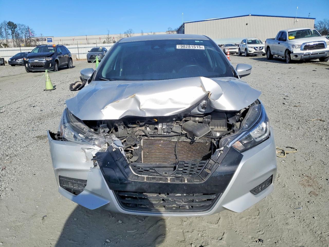 2021 Nissan Versa sv