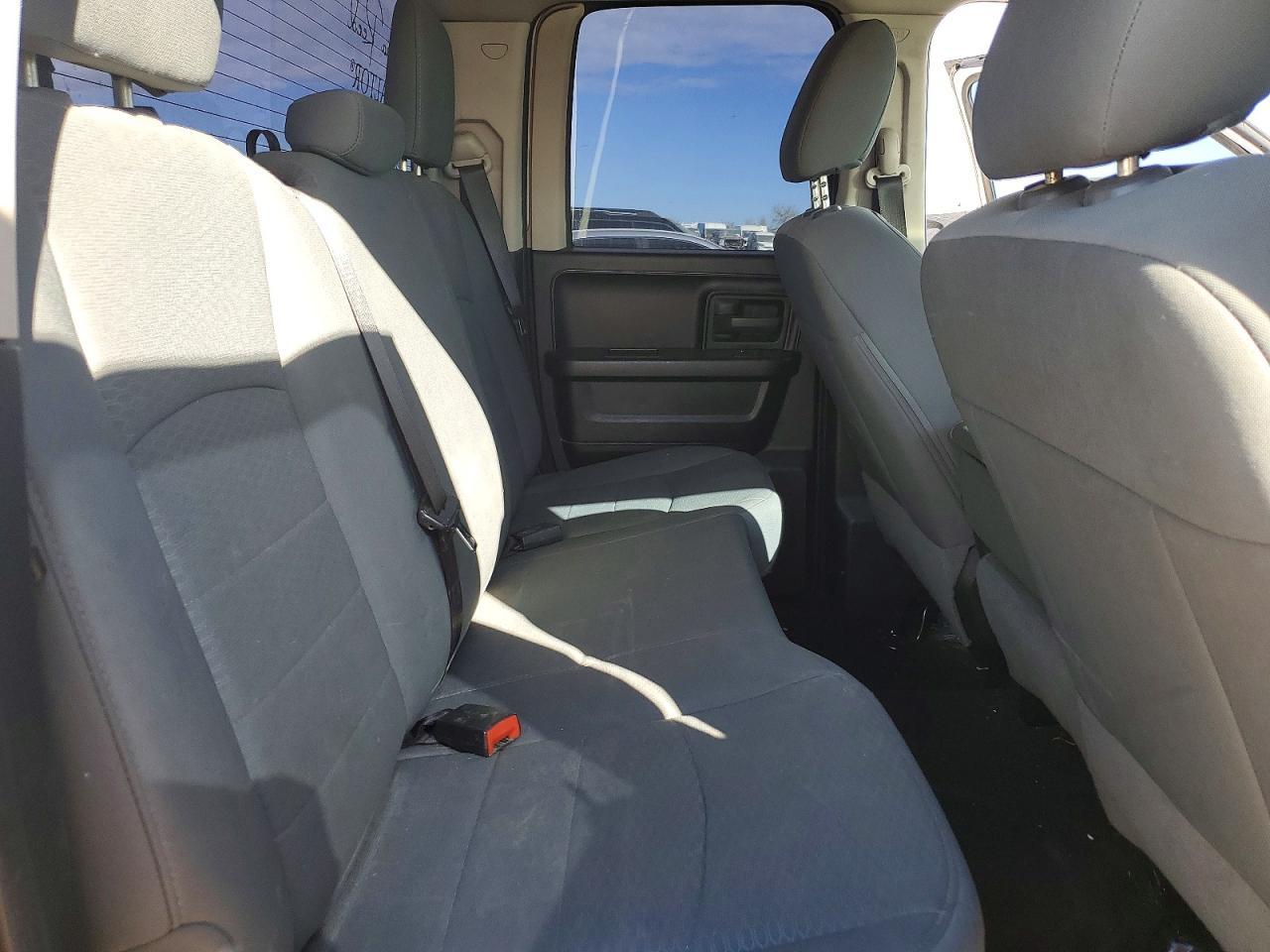 2015 Dodge Ram 1500 st