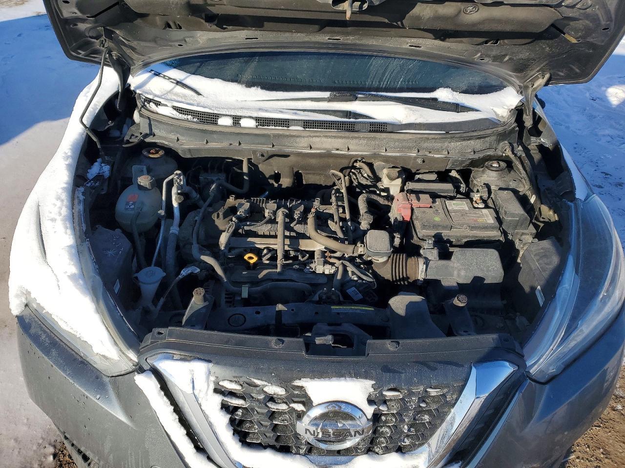 2019 Nissan Kicks s