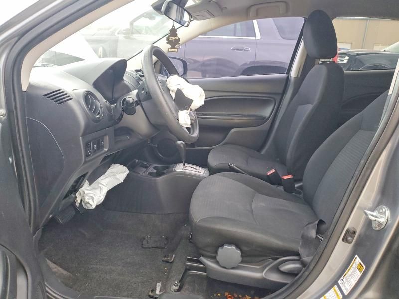 2023 Mitsubishi Mirage G4 es