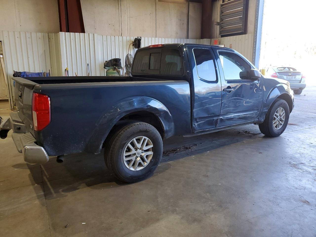 2018 Nissan Frontier sv