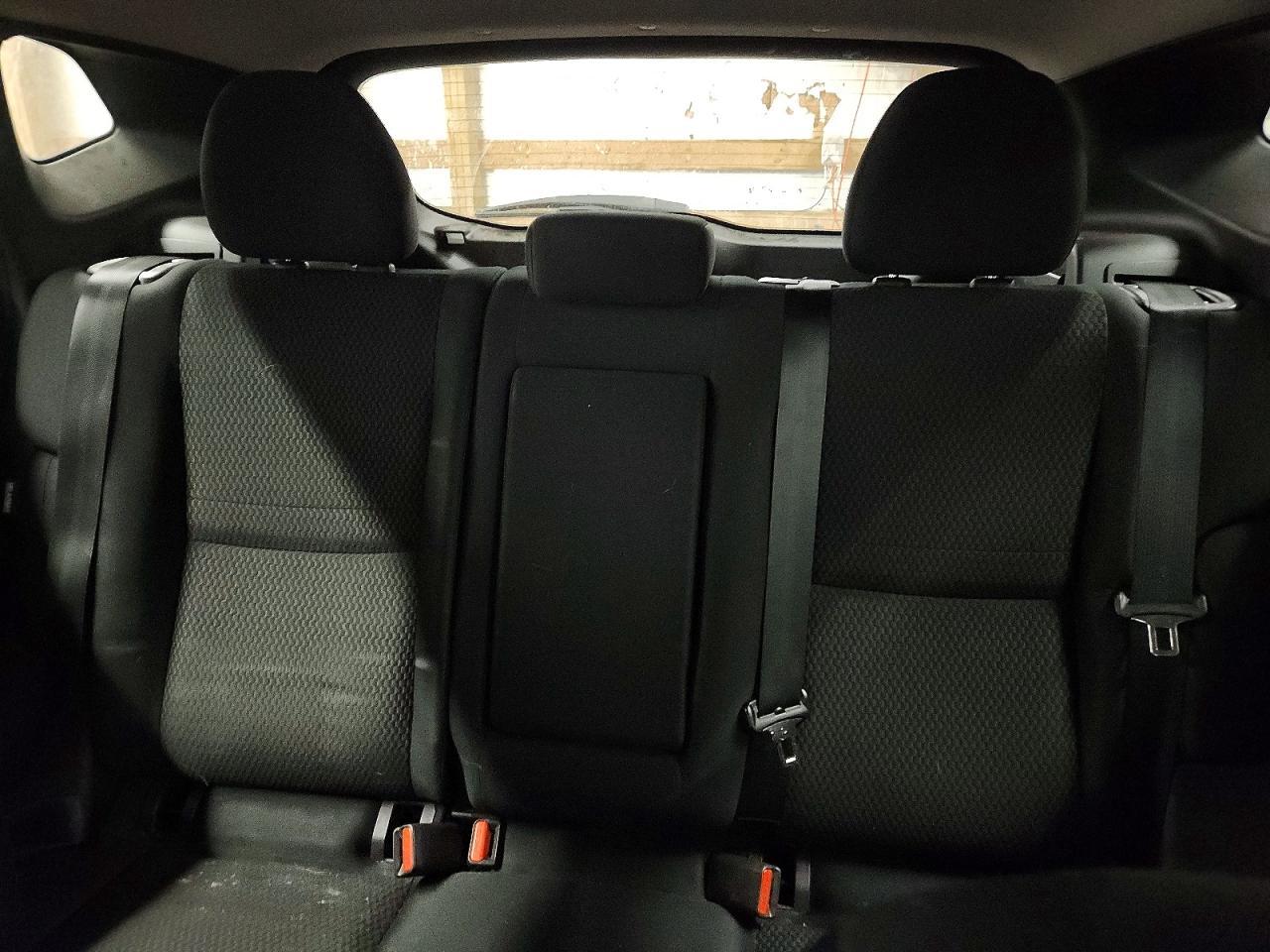 2022 Nissan Rogue Sport s