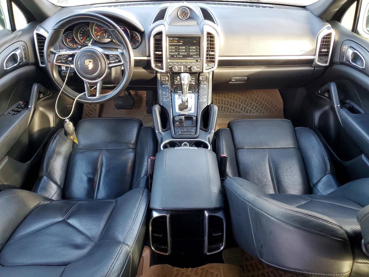 2016 Porsche Cayenne