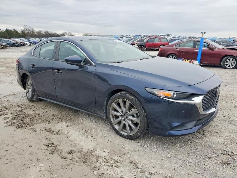 2023 Mazda 3 Select