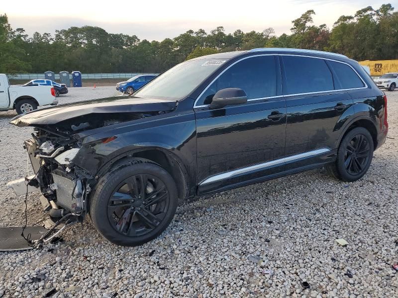 2023 Audi Q7 Premium Plus