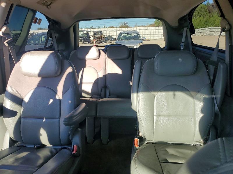 2006 Chrysler Town & Country Limited