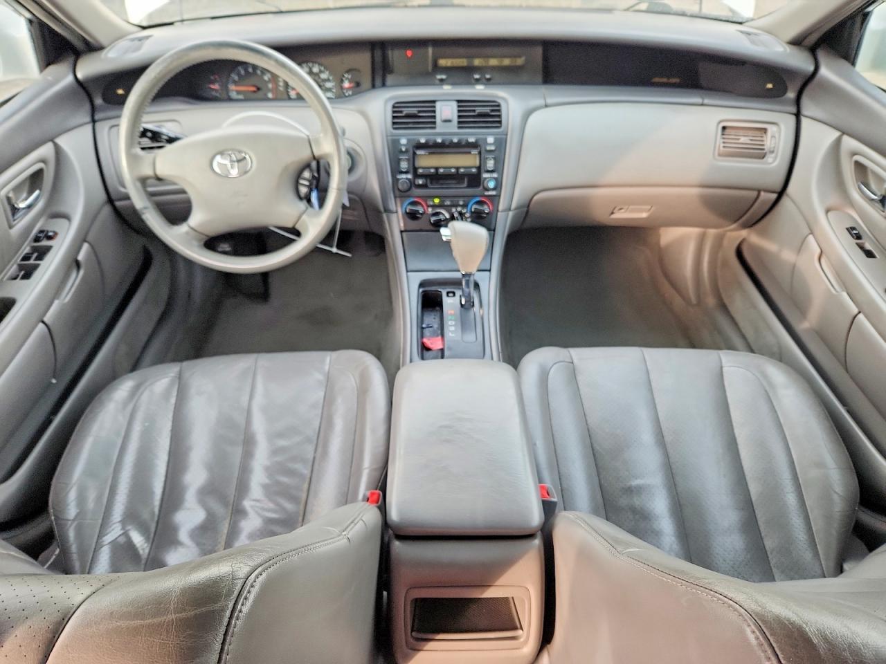 2003 Toyota Avalon xl