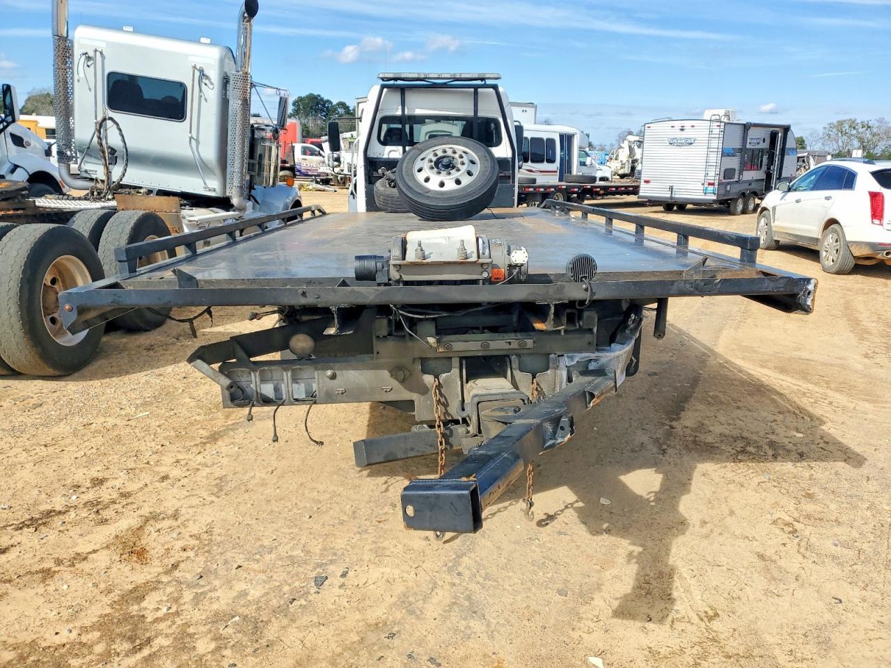 2020 Freigliner 2020 Freightliner Business Class M2 Rollback Truck