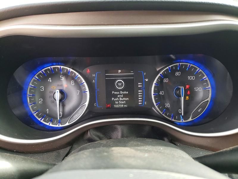 2020 Chrysler Voyager lxi