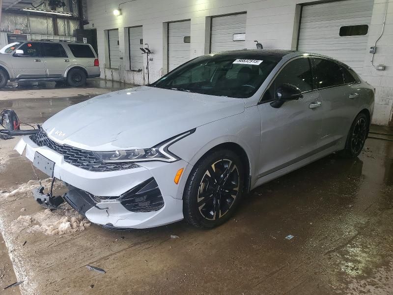 2022 KIA K5 gt Line