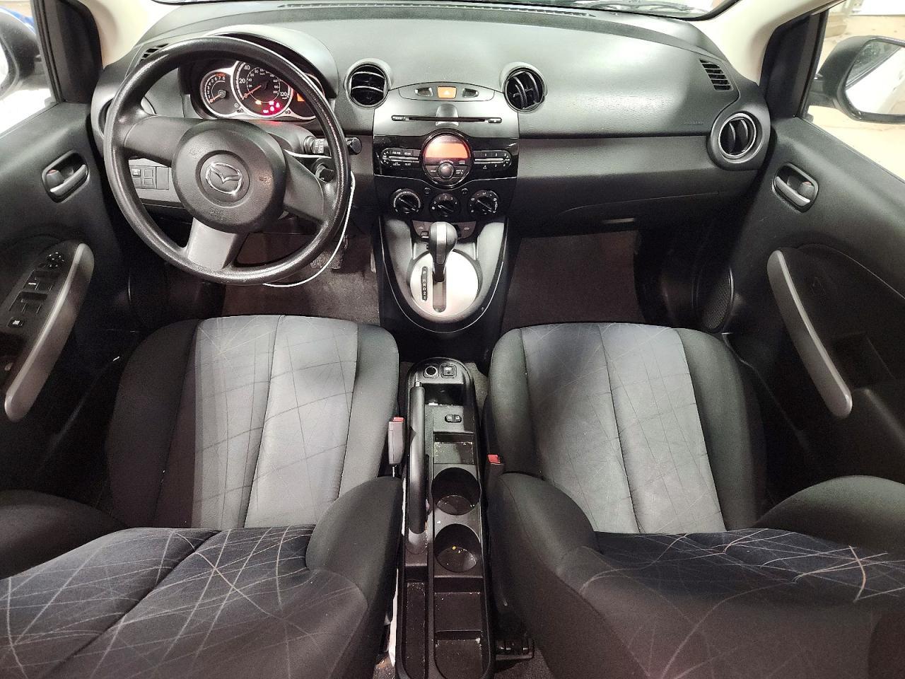 2014 Mazda 2 Sport