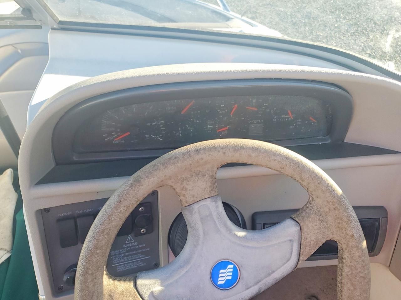 1996 Four Winds Boat