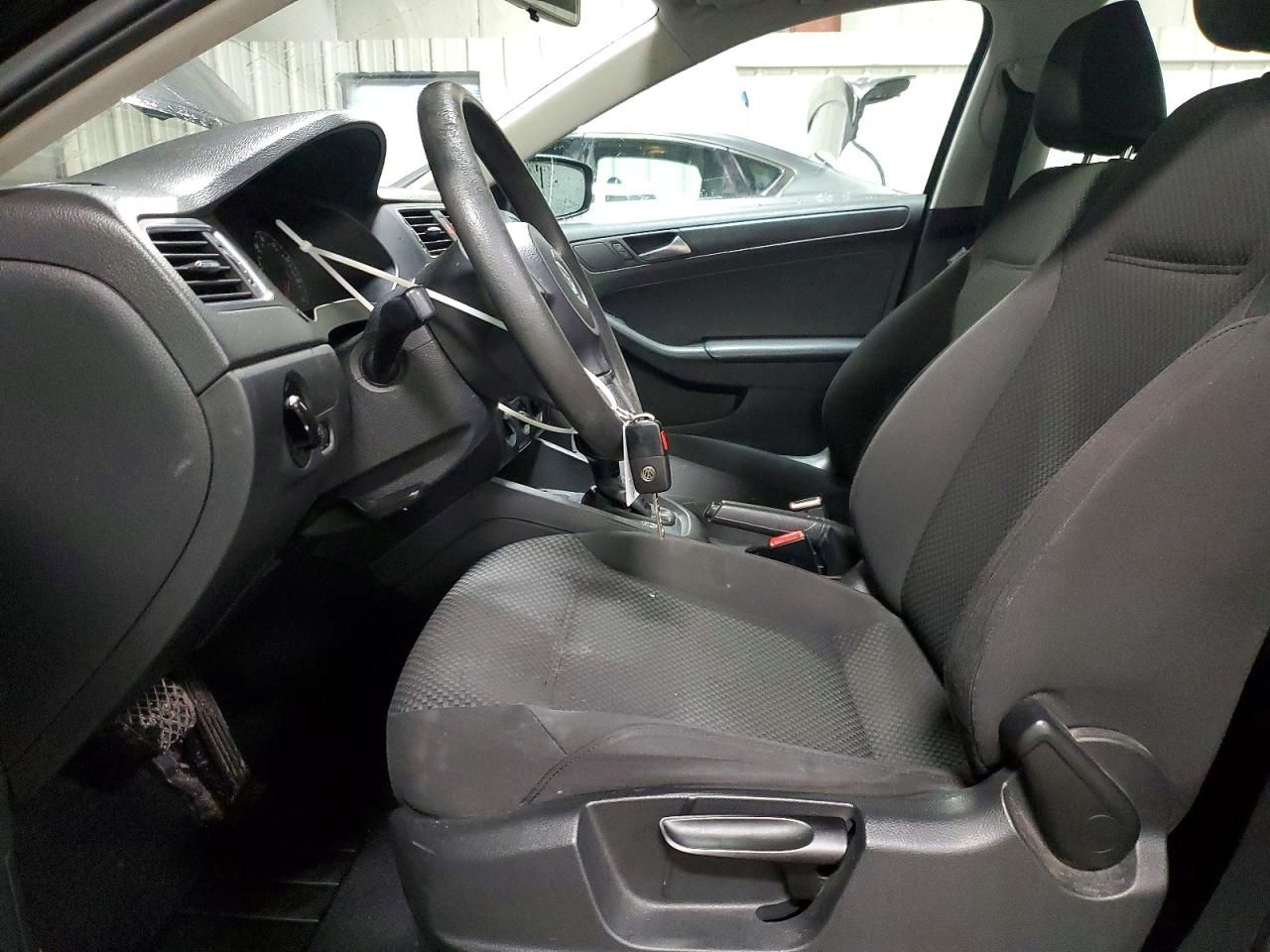 2013 Volkswagen Jetta Base
