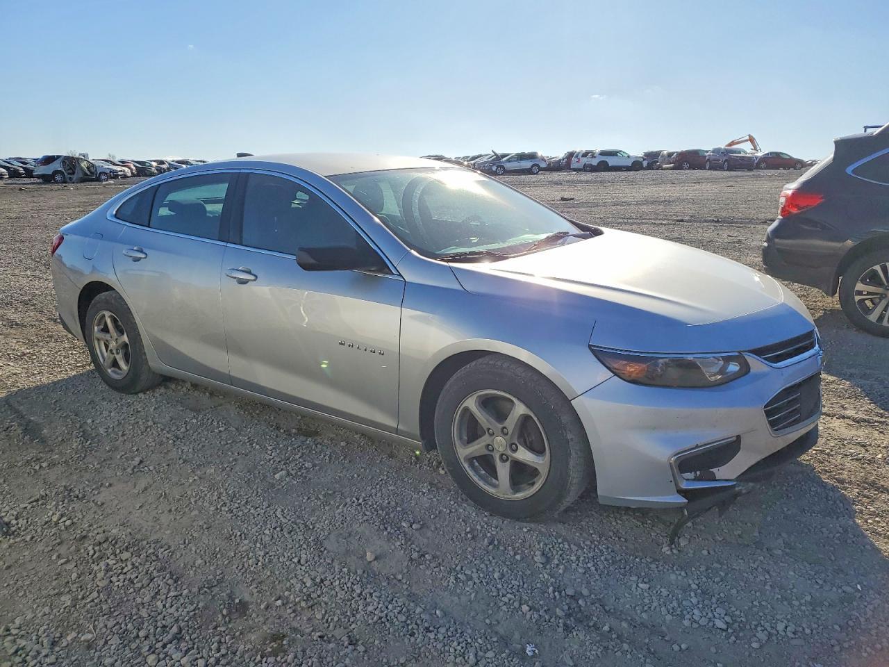2017 Chev Malibu ls