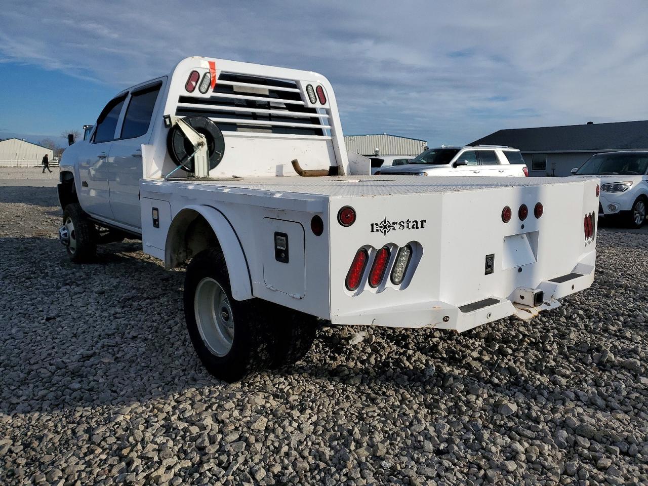 2018 Chevrolet Silverado Flatbed Truck
