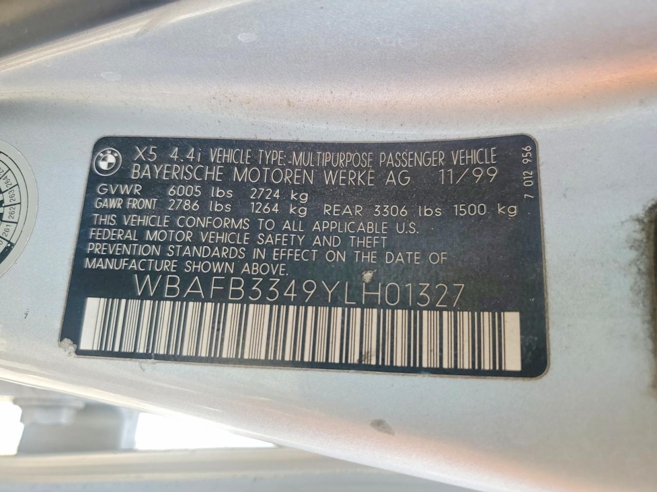 2000 BMW X5 4.4i