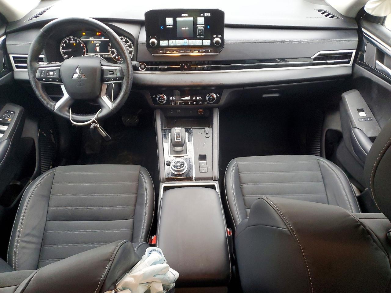 2022 Mitsubishi Outlander se
