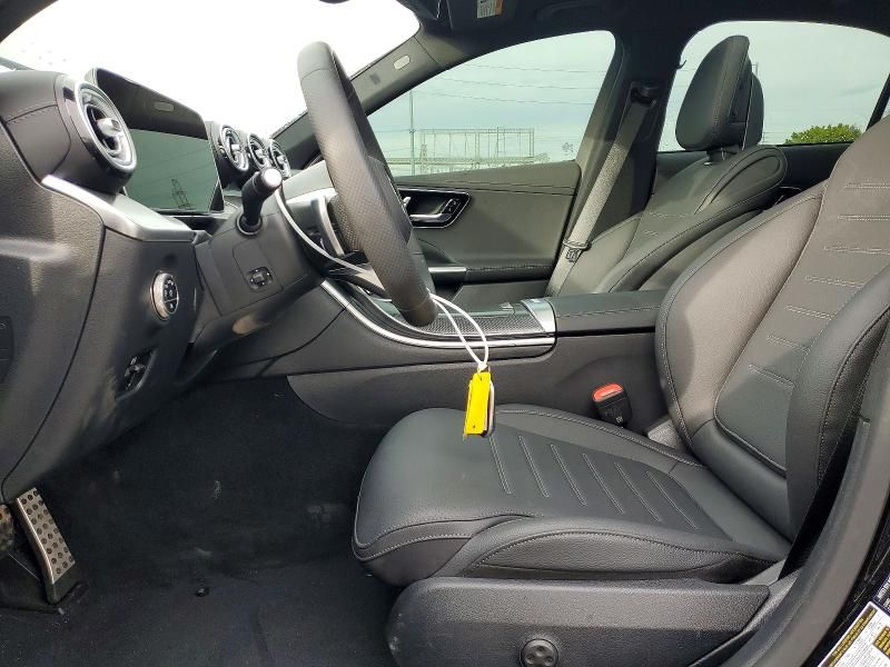 2025 Mercedes-Benz C300