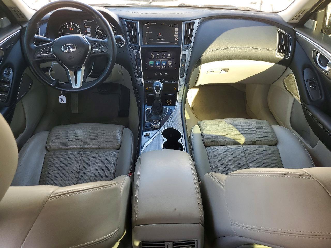 2018 Infiniti Q50 Luxe