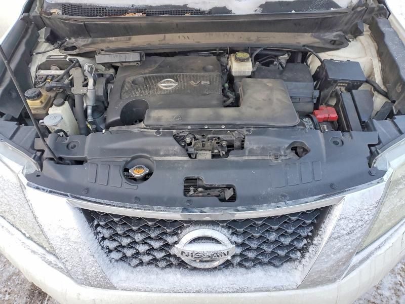 2015 Nissan Pathfinder s