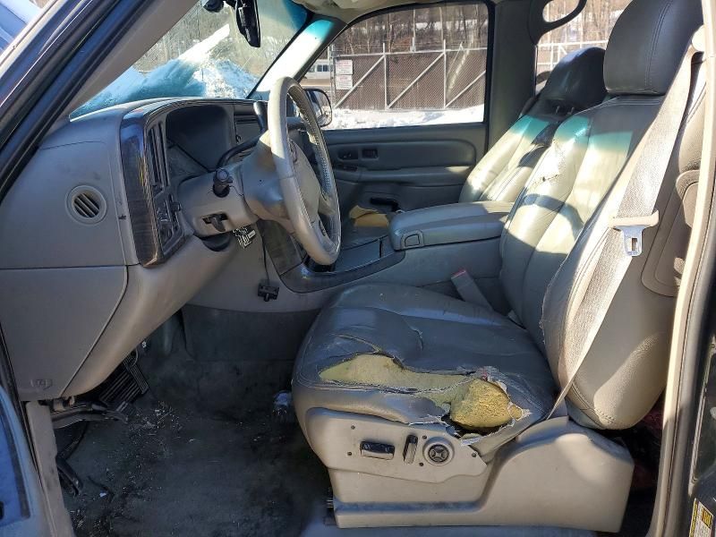 2004 GMC Yukon Denali