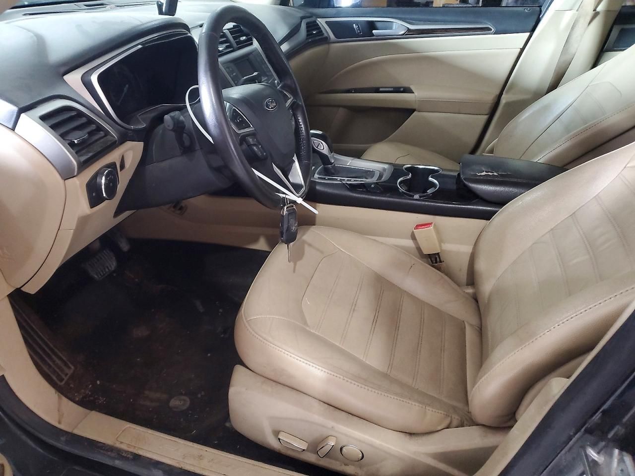 2015 Ford Fusion se Hybrid