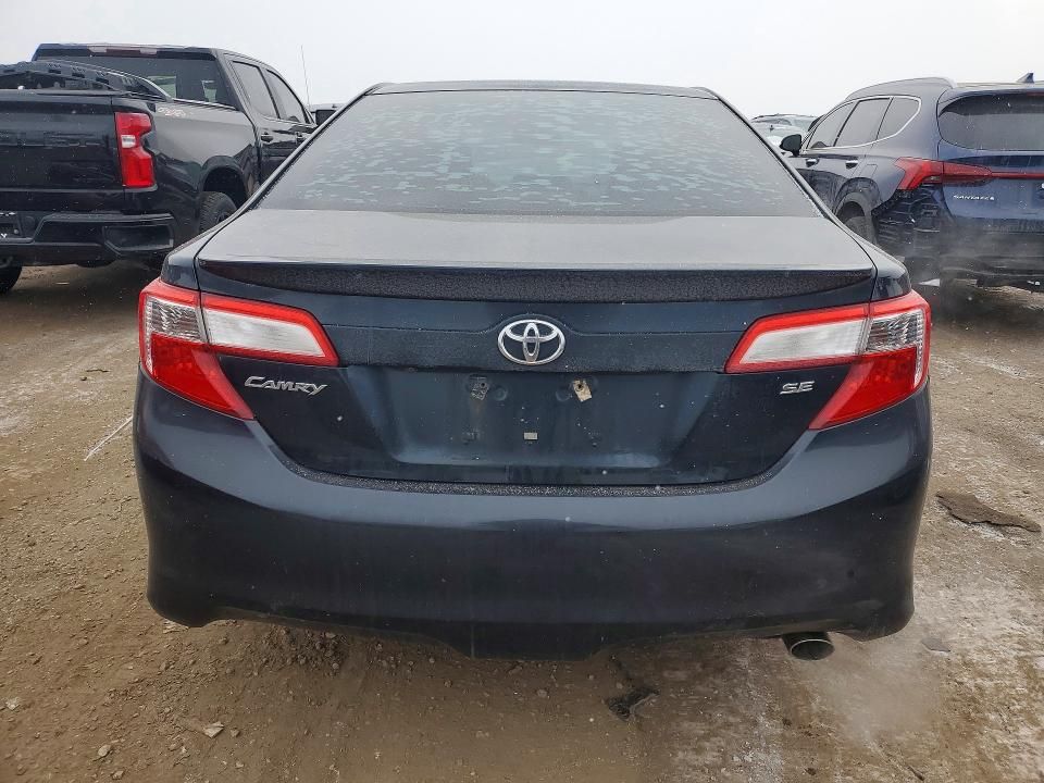 2014 Toyota Camry se