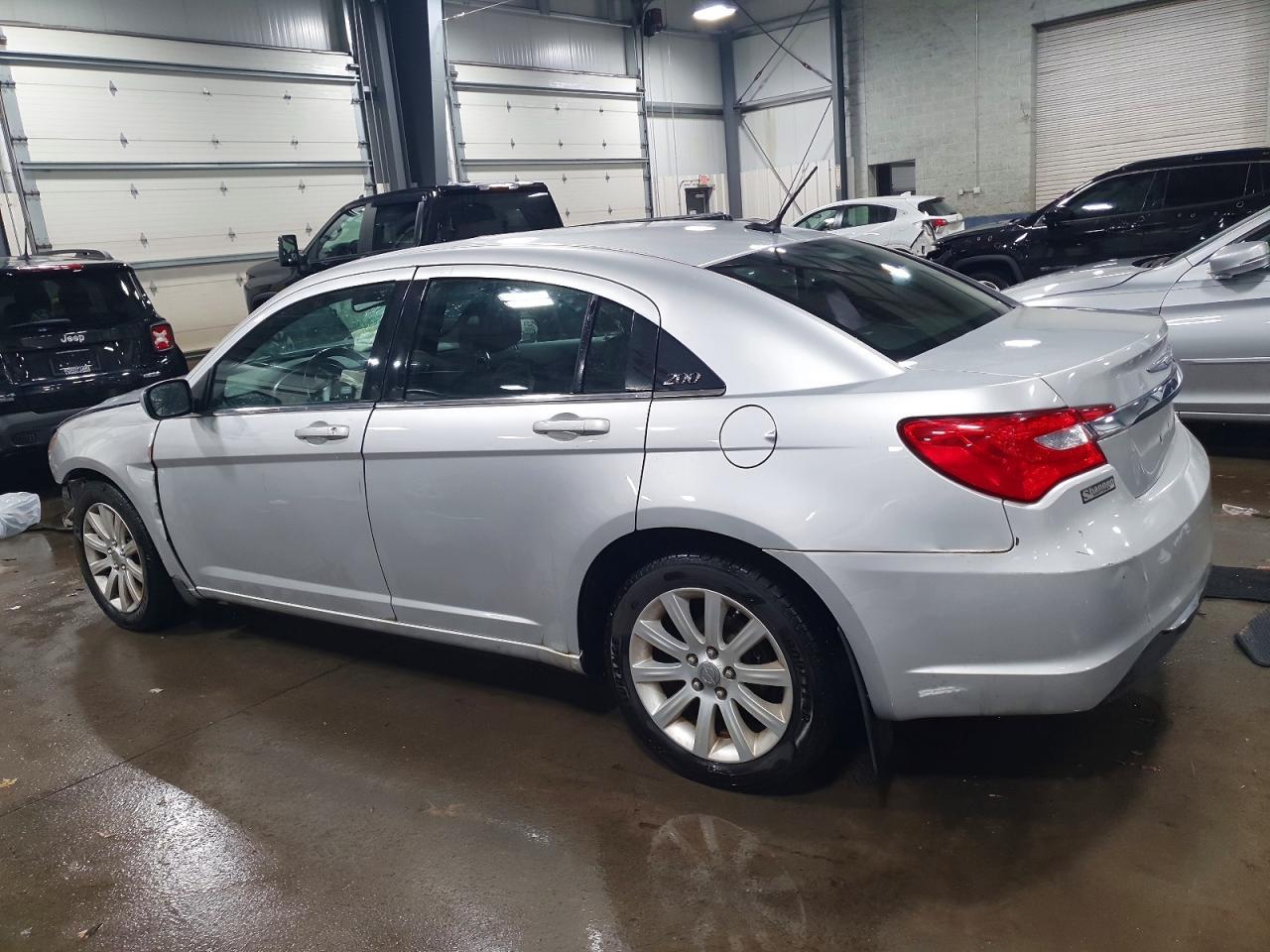 2012 Chrysler 200 Touring