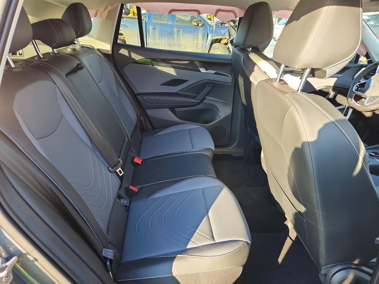 2025 Volkswagen Tiguan se