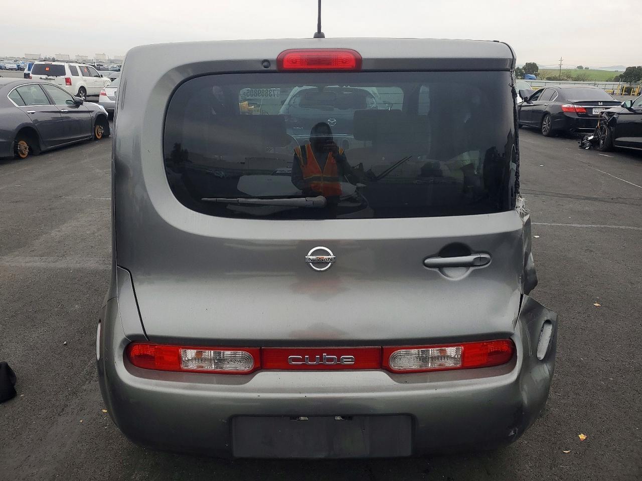 2011 Nissan Cube Base