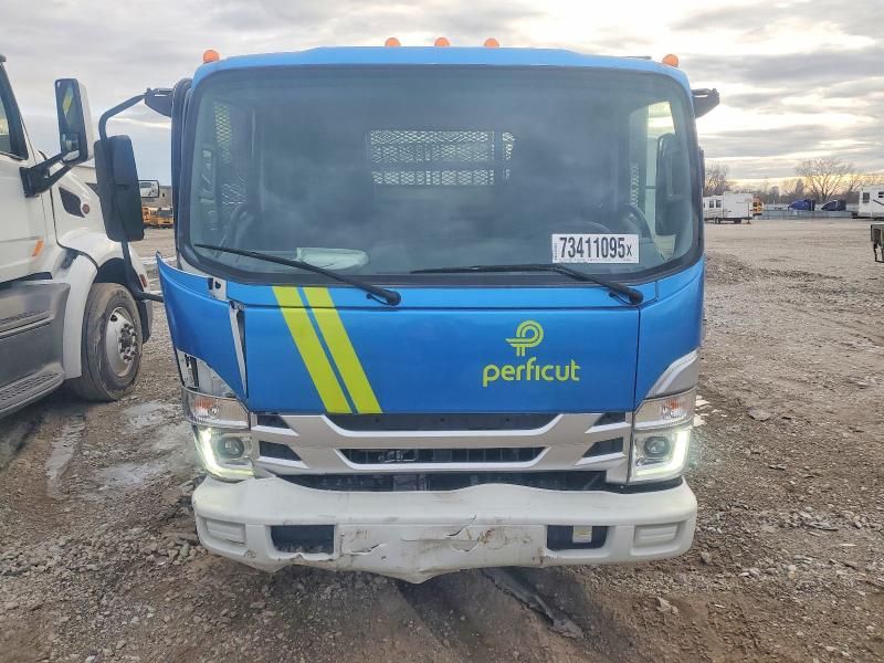 2024 Isuzu Npr hd Crew cab Flatbed Truck