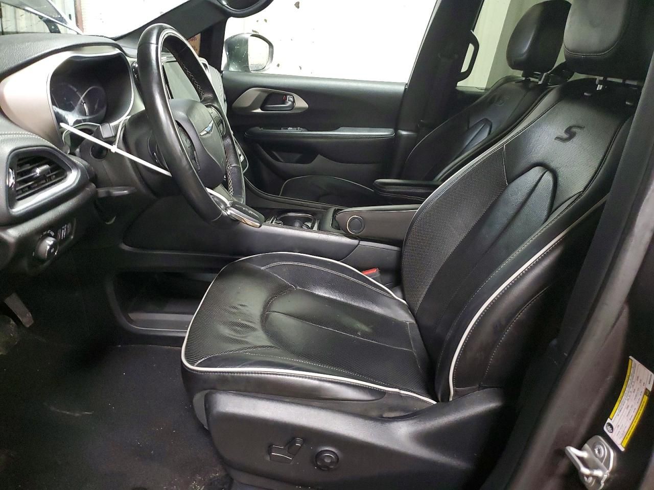 2021 Chrysler Pacifica Hybrid Limited