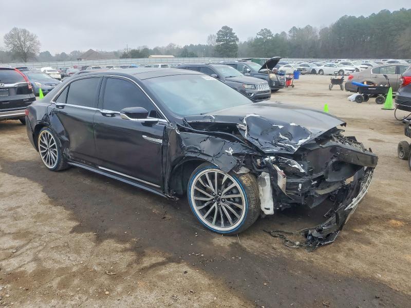 2017 Lincoln Continental Select