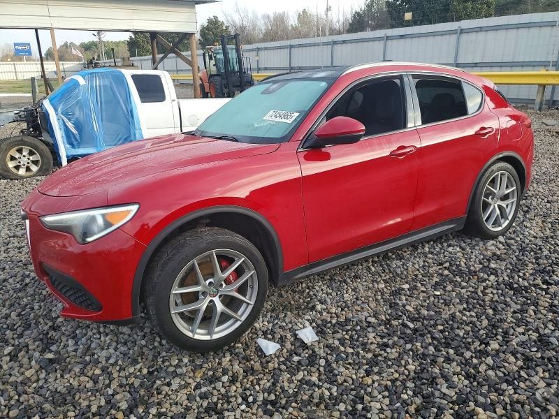 2018 Alfa Romeo Stelvio ti Sport