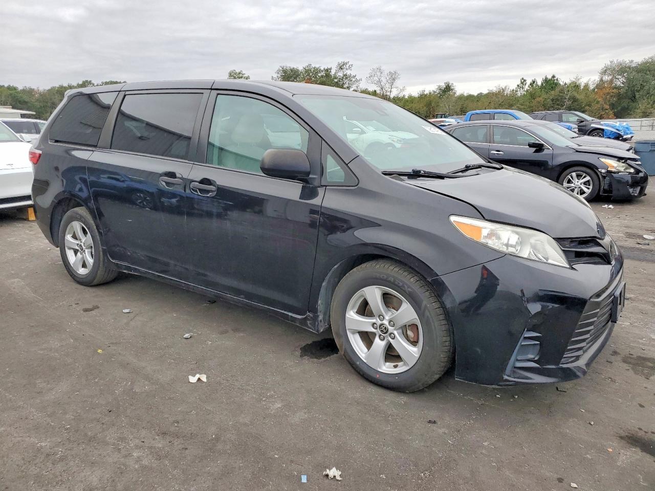 2020 Toyota Sienna l