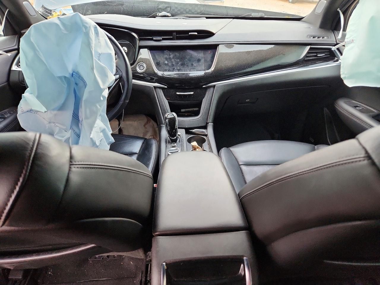 2020 Cadillac XT6 Sport