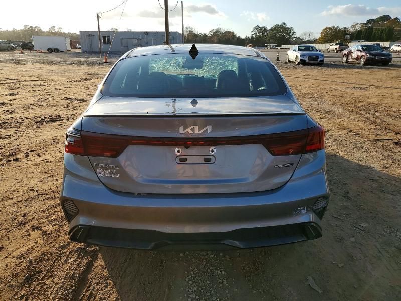 2022 KIA Forte gt Line
