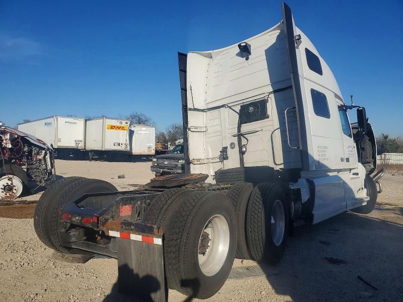 2020 Volvo VN VNL